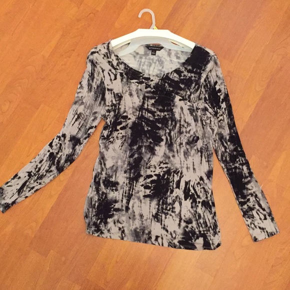 Tye Dye long sleeve top. - Picture 2 of 5